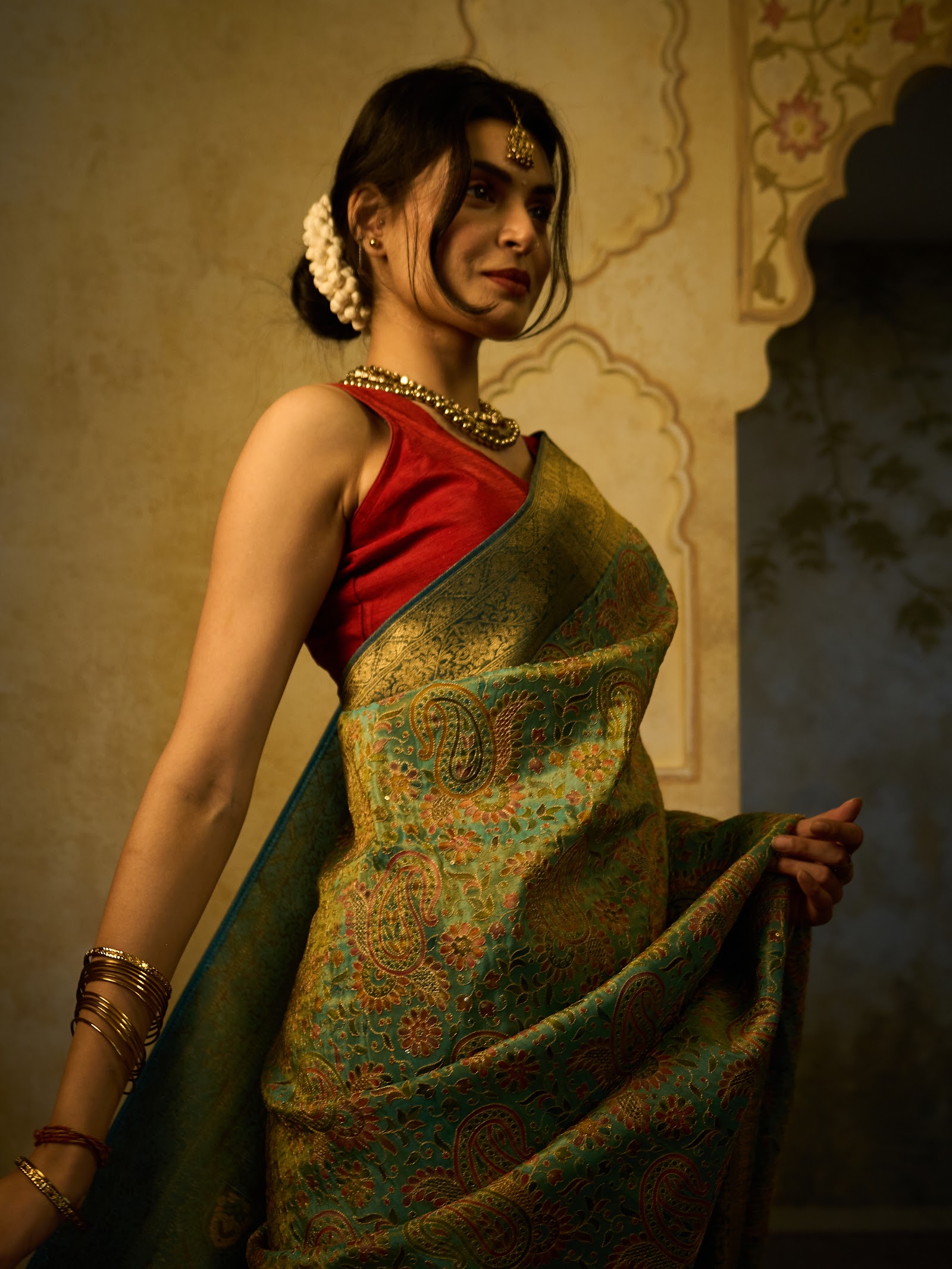 Handwoven saree by Ayush Sharma Sarees